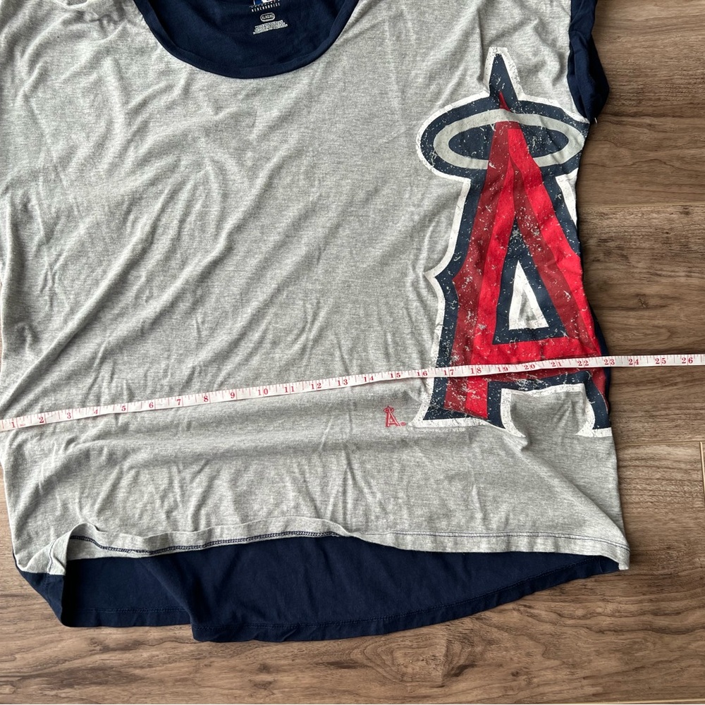 MLB ladies LA angels t-shirt XL gray and navy - Picture 4 of 8